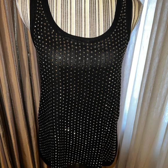 NWOT Gorgeous Studded Top - Picture 2 of 6
